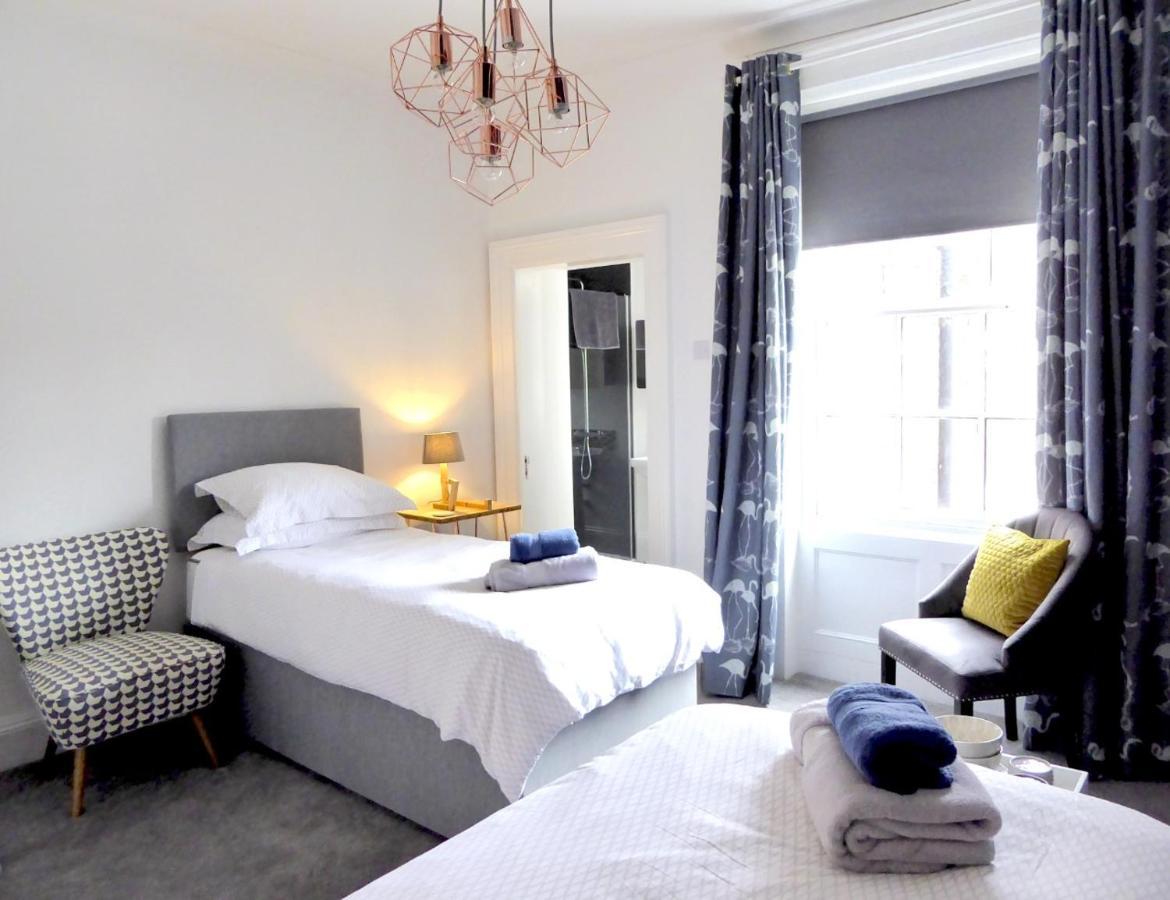 Bed & Breakfast Rosalind House *